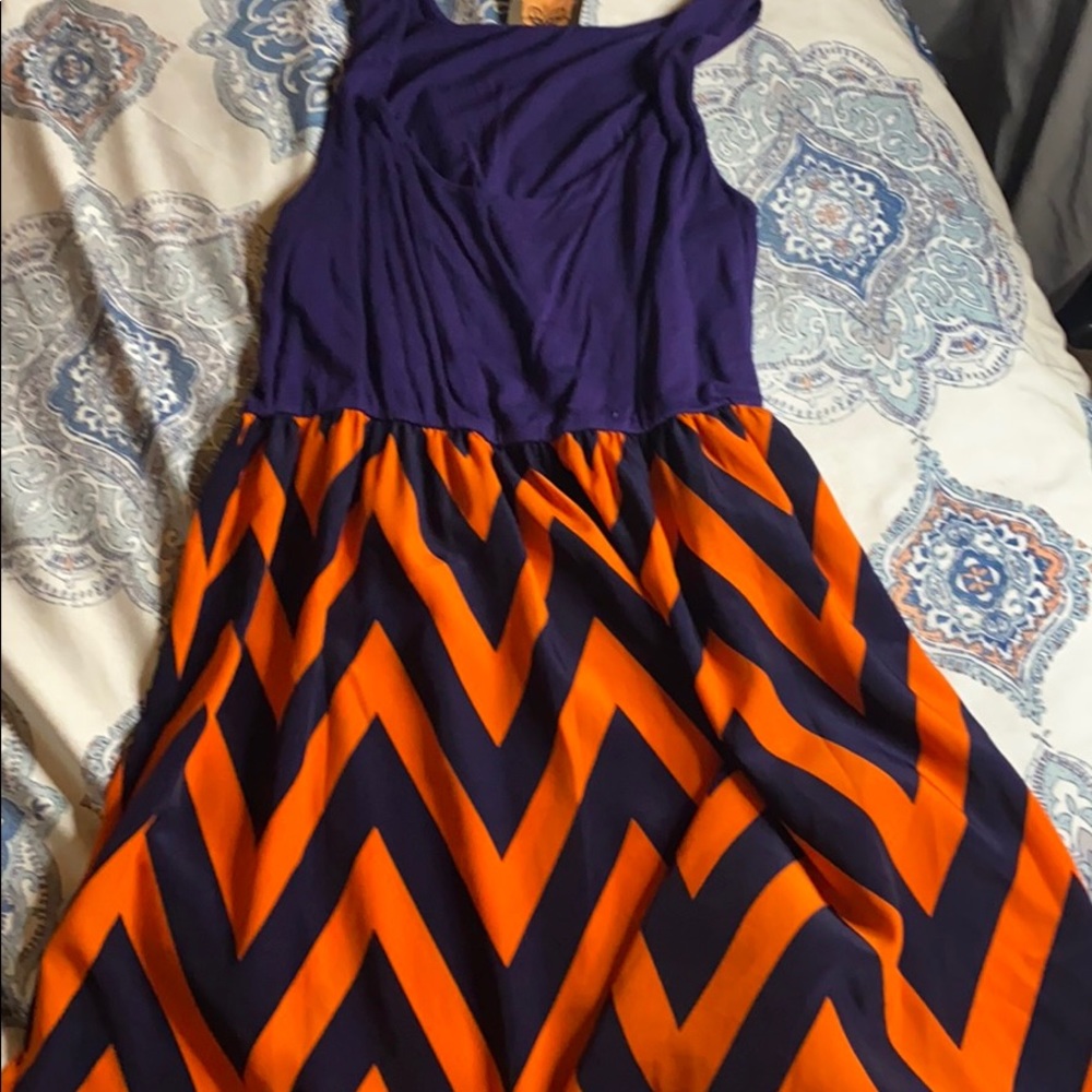 Navy chevron dress size m/l